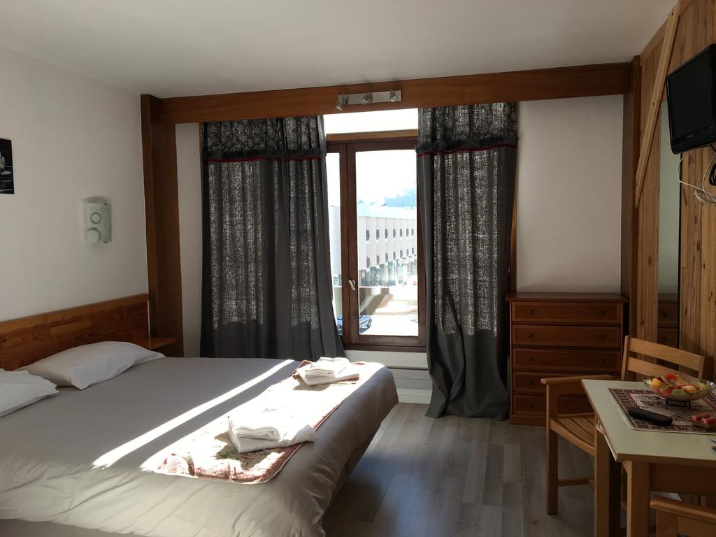 Atmosphere Hotel Les Deux Alpes Exteriör bild